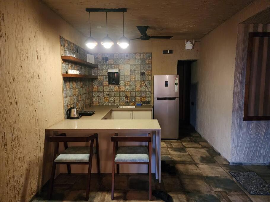 Revanta Studio Flat Kolhapur Extérieur photo